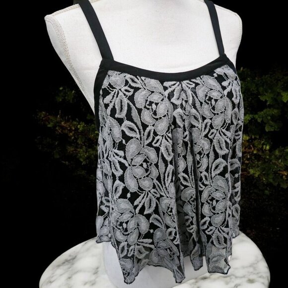 Free People ✦ Embroidered Floral Camisole ✦ Strappy Back Sheer Overlay Top S EUC - Picture 1 of 11